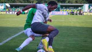 Пирин 1 1 Берое 45 3′ КРАЙ НА ПЪРВАТА ЧАСТ