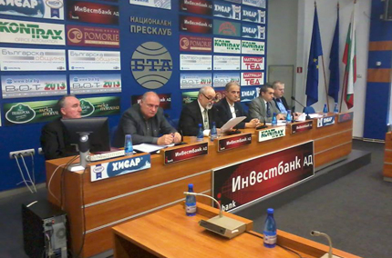 Наши историци сезират ДАНС за книгата &bdquo;Турците в България&ldquo;