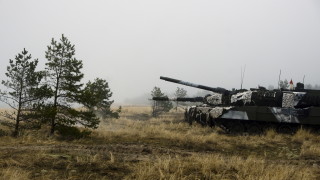 Украйна ще започне да получава танкове Leopard 1 от Дания преди