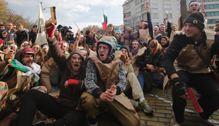 България сред първенците по омраза към властта