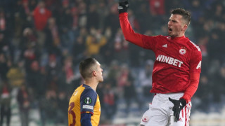 ЦСКА честити рождения ден на халфа Хамза Чатакович Футболистът от