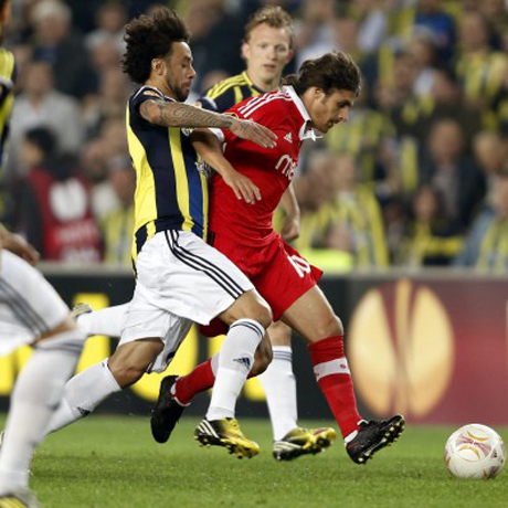 УЕФА изхвърли турски грандове от евротурнирите!