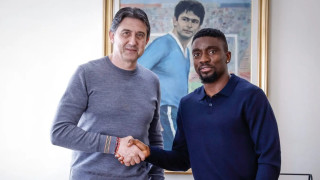 По информация на Тема Спорт трима футболисти на Левски са