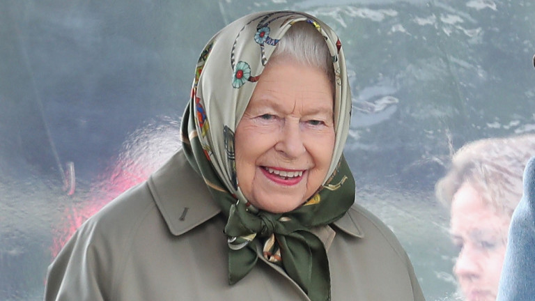 Кралица Елизабет Втора е монархът, който е най-дълго начело на