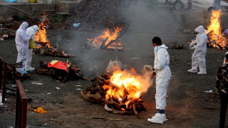 Индия отчете рекорден ръст от 217 353 заразени с новия