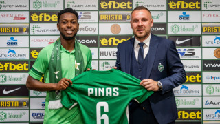 Лудогорец представи последното ново попълнение суринамския национал Шакил Пинас