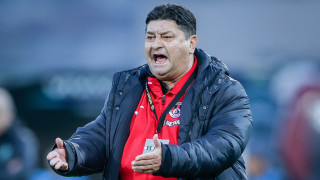 Вратарят на Локомотив София Бубакар Гай продължава да