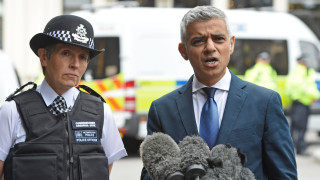 Кметът на Лондон Садик Кан изрази публично недоволството си от