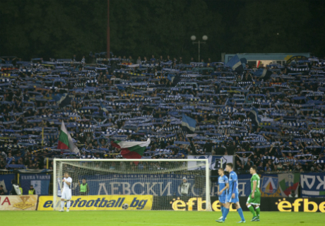 Левскарите разграбват билетите за мача с Локо (Пловдив)
