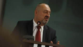 е целял убийството му Към тази позиция на Националната следствена