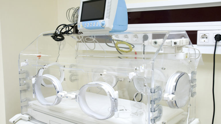 Жизненоважна апаратура получи родилното отделение в Петрич