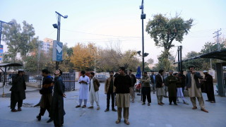 Силно земетресение разтърси Афганистан и Пакистан днес следобед съобщават от