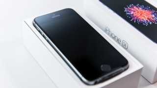 iPhone SE безспорно е един от най харесваните и продавани модели