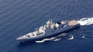 Датска фрегата се присъедини към операцията на САЩ в Червено море
