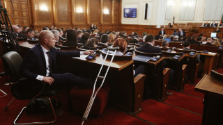 От утре носенето на маски става пожелателно извънредната епидемична обстановка