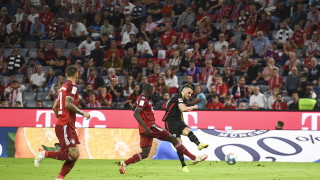 Защитникът на Байерн Мюнхен Дайот Упамекано е получил контузия