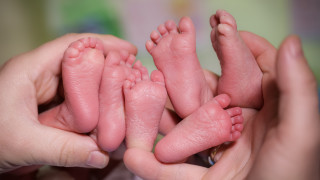 Две бебета с COVID-19 в болницата в Шумен