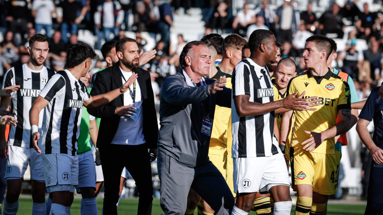 Локомотив Пловдив готви официална позиция след прекратеното дерби с Ботев