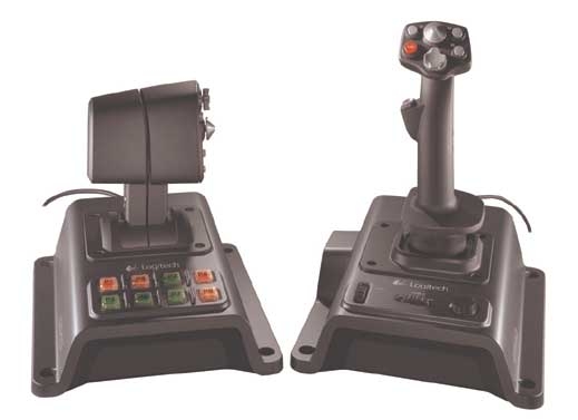 Logitech Flight System G940 - максимален комфорт при летателните симулатори