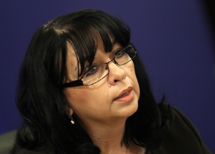 50 хил. души още са без ток, загрижени сме, заяви Петкова в НС