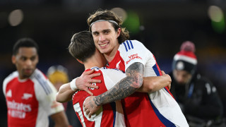 Защитникът на Арсенал Рикардо Калафиори може да се върне