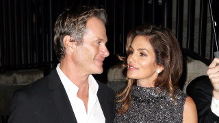 Синди Крауфорд и съпругът й бизнесменът Ранди Гербер си