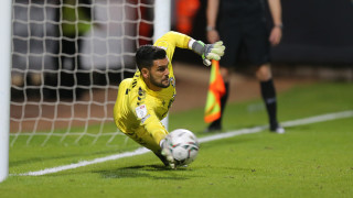 Вратарят на шотландския Сейнт Джонстън Димитър Митов говори днес пред