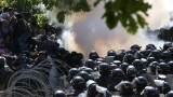 Десетки арестувани при антиправителствените протести в Армения