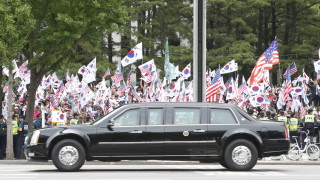 Готви се ново ръкостискане между президента на САЩ Доналд Тръмп