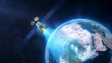 Facebook строи собствен сателит