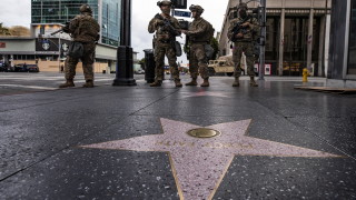 Редица градове в САЩ наложиха полицейски час в опит да овладеят