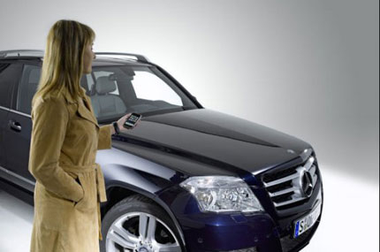 Mercedes- Benz с пълно интегриране на iPhone  