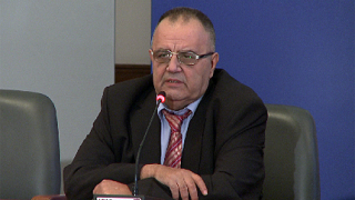 Обидени на Б. Димитров поискаха оставката му 