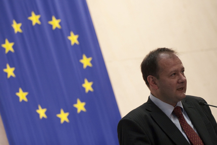 Фалстарт на днешния пленарен ден