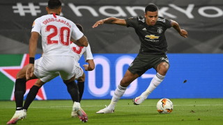 Нападателят на Манчестър Юнайтед Мейсън Грийнууд бе арестуван по обвинения