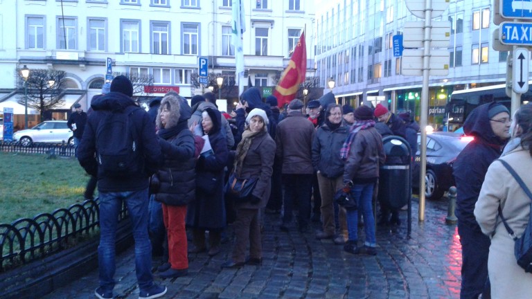 Протест с песни в Брюксел в подкрепа на президента на