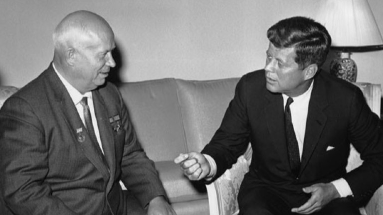 От Хрушчов и Кенеди до Путин и Байдън в отношенията няма стабилност