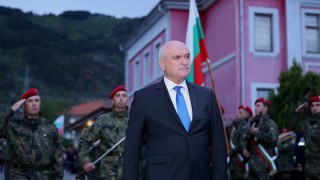 Главчев: Почитаме една от най-славните дати в българската история - Априлското въстание