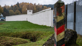 30 години след падането на Берлинската стена филмът Най сладкото The