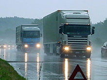 Гърция спира на границата тировете