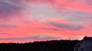 Днес времето над западната половина от страната ще се задържи