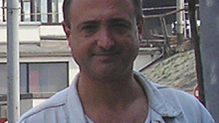 Палестинската дилема: Хания или Абас