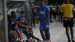 Нападателят на Левски Валери Божинов е изпаднал в немилост и