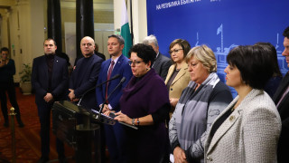 БСП доведе хора от наводнените карловски села в НС