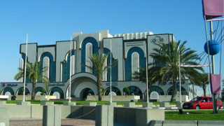 Катар излиза на международната сцена