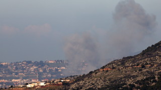 Израел нанесе удари близо до градове в Севроизточен Ливан