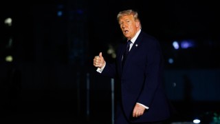 WSJ: Притискат Тръмп да обяви победа и край на войната срещу Иран