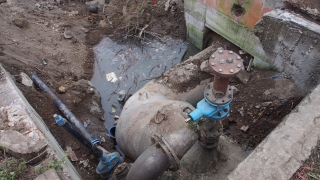 Авария на магистрален водопровод остави без вода Горна Оряховица и