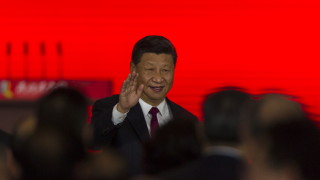 Президентът на Китай Си Дзинпин откри най дългия морски мост в