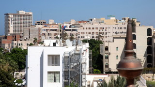 400 затворници избягаха от затвора в Триполи